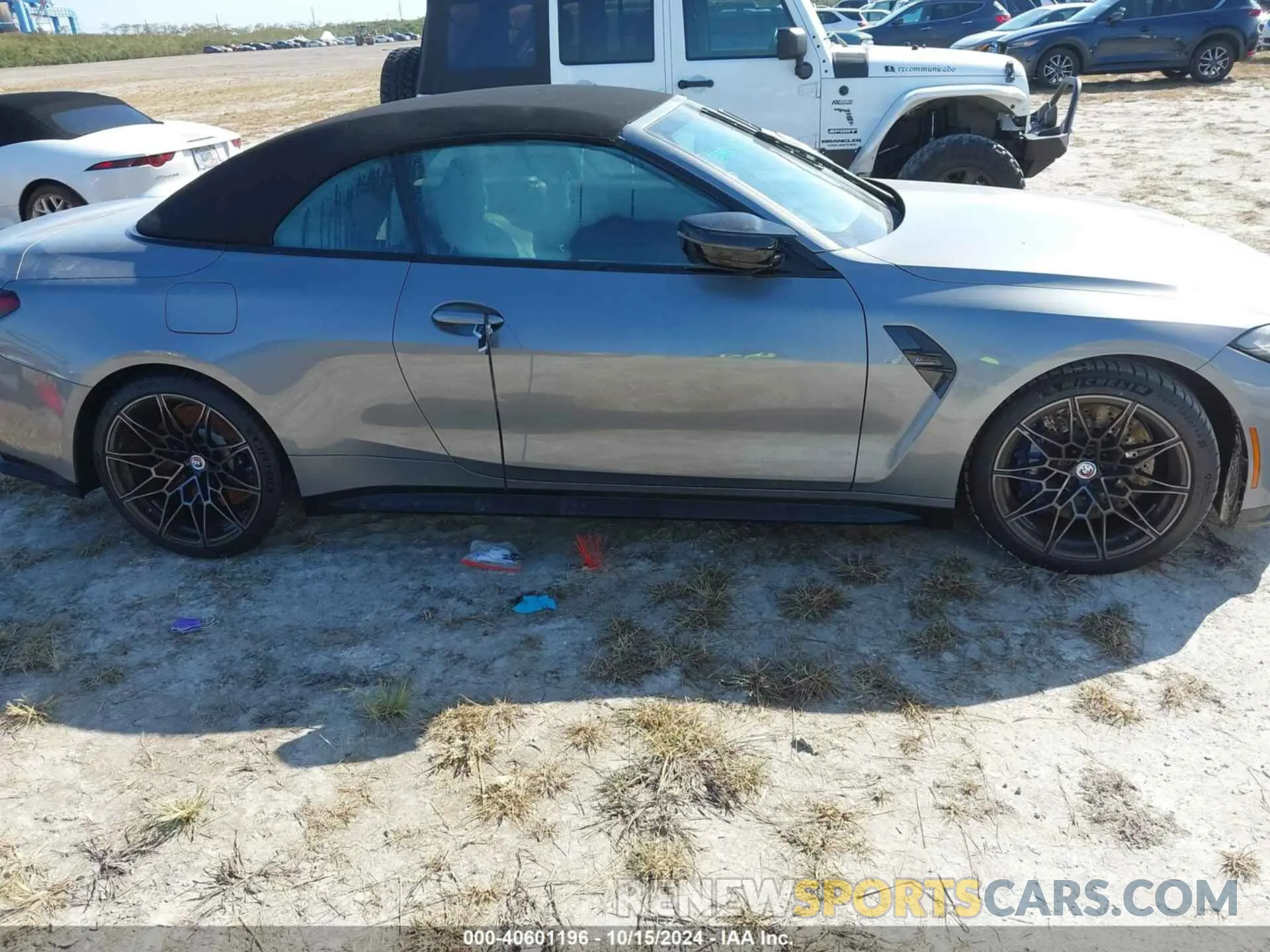 12 fotografías del automóvil dañado WBS33BA00PCM38369 BMW M4 2023