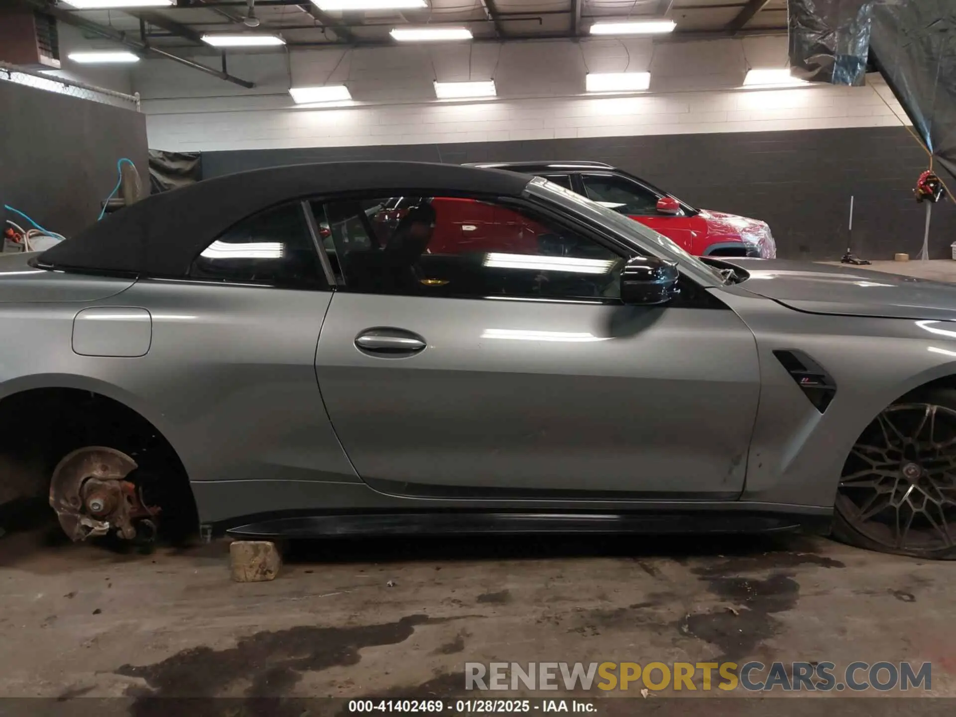 13 fotografías del automóvil dañado WBS33BA01PCL30830 BMW M4 2023