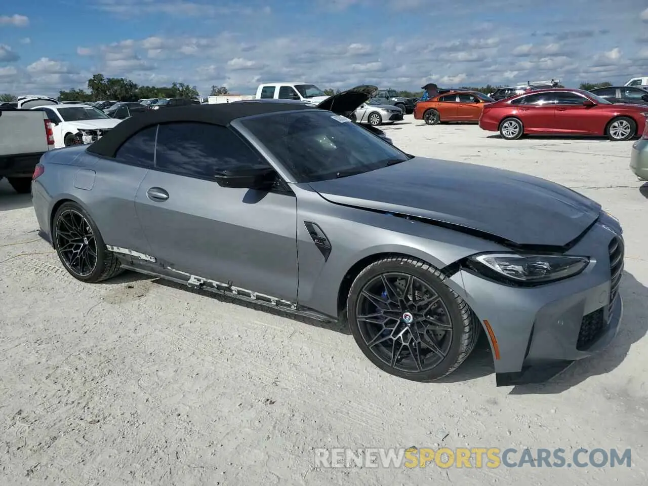 4 fotografías del automóvil dañado WBS33BA07PCL63105 BMW M4 2023