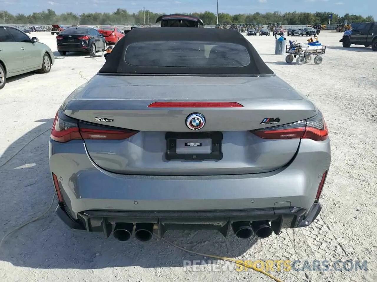 6 fotografías del automóvil dañado WBS33BA07PCL63105 BMW M4 2023