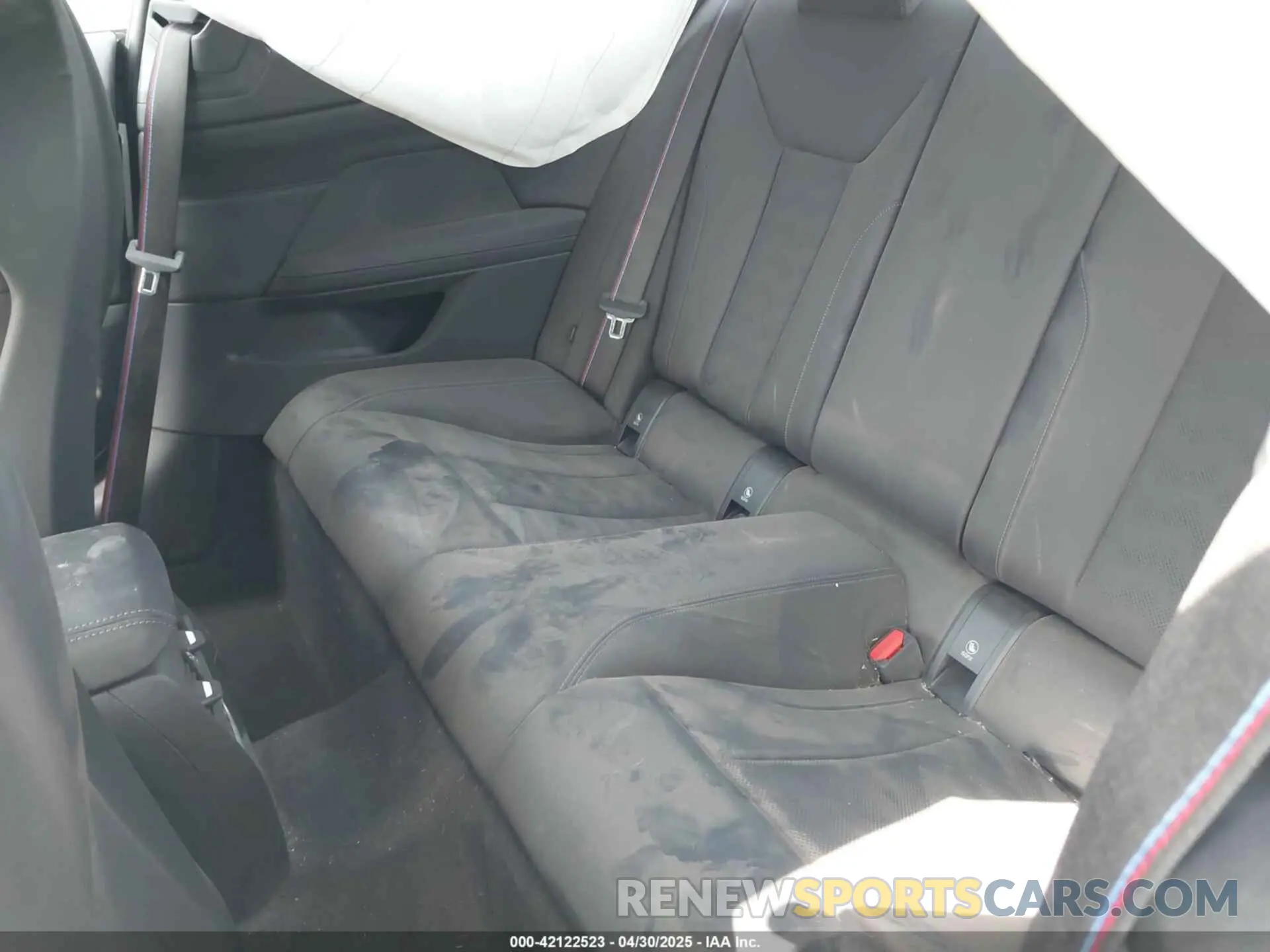 8 fotografías del automóvil dañado WBS43AZ03PCM82921 BMW M4 2023