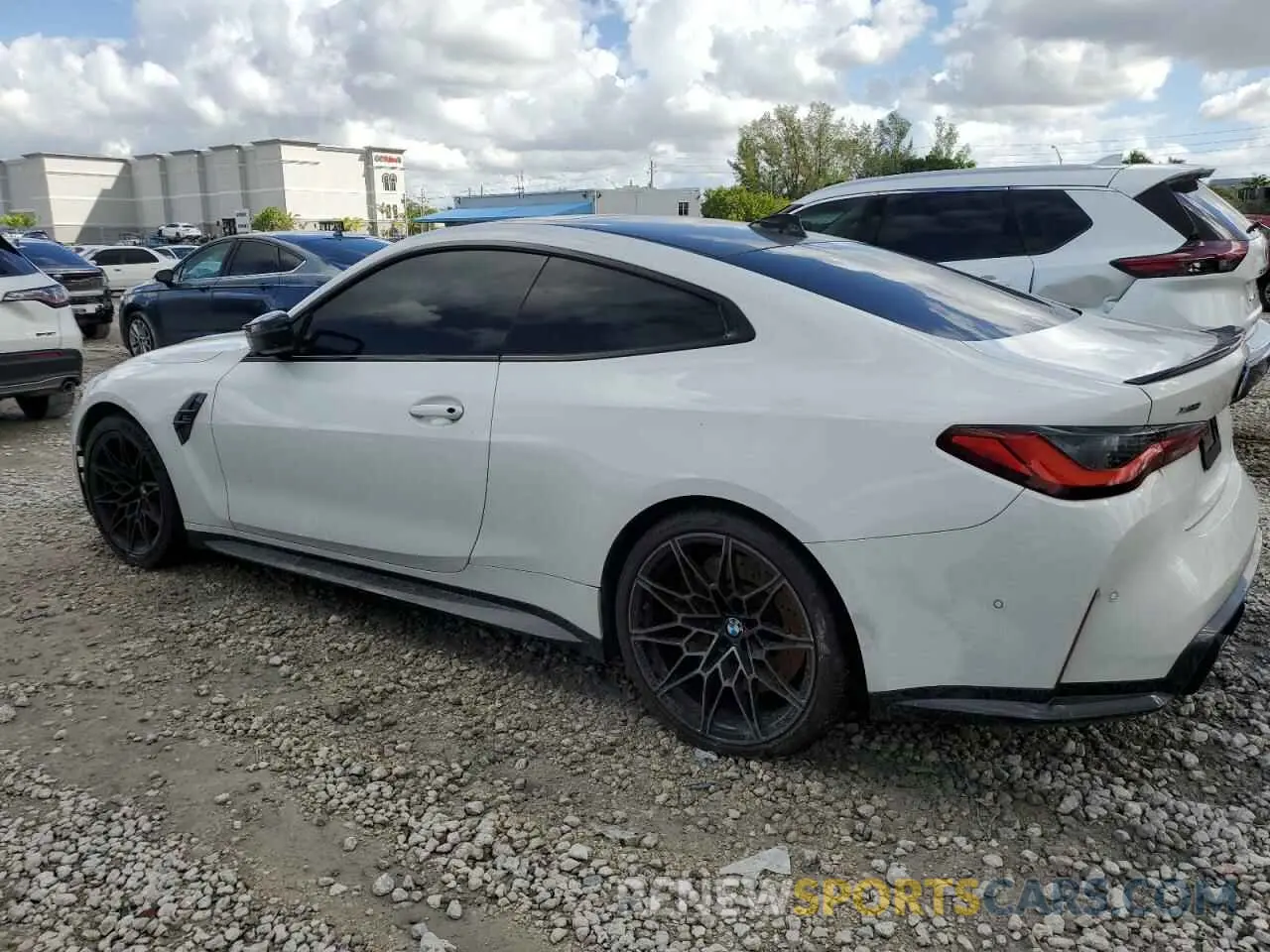 2 fotografías del automóvil dañado WBS43AZ07PCM93498 BMW M4 2023