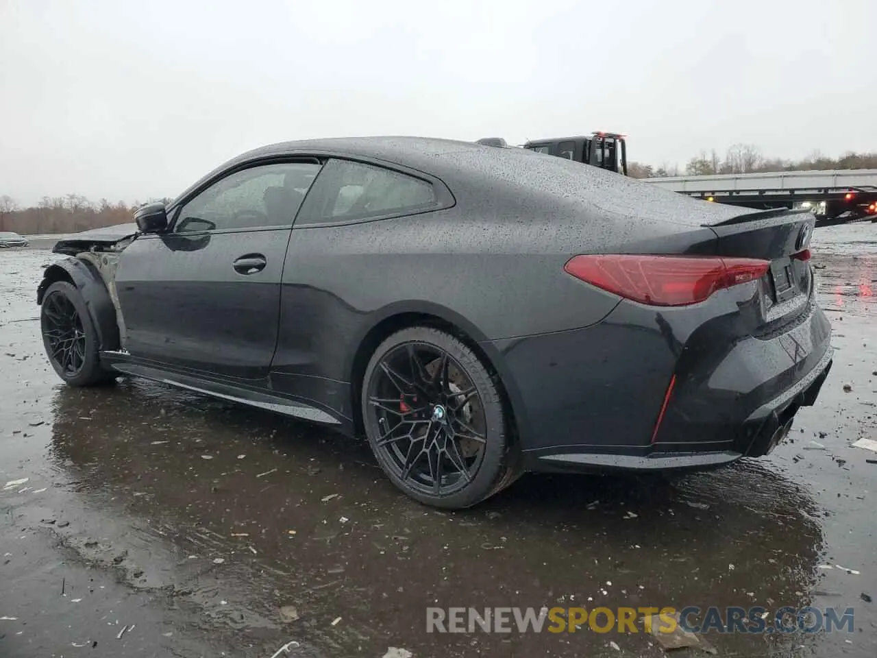 2 fotografías del automóvil dañado WBS23HK00SCT37239 BMW M4 2025