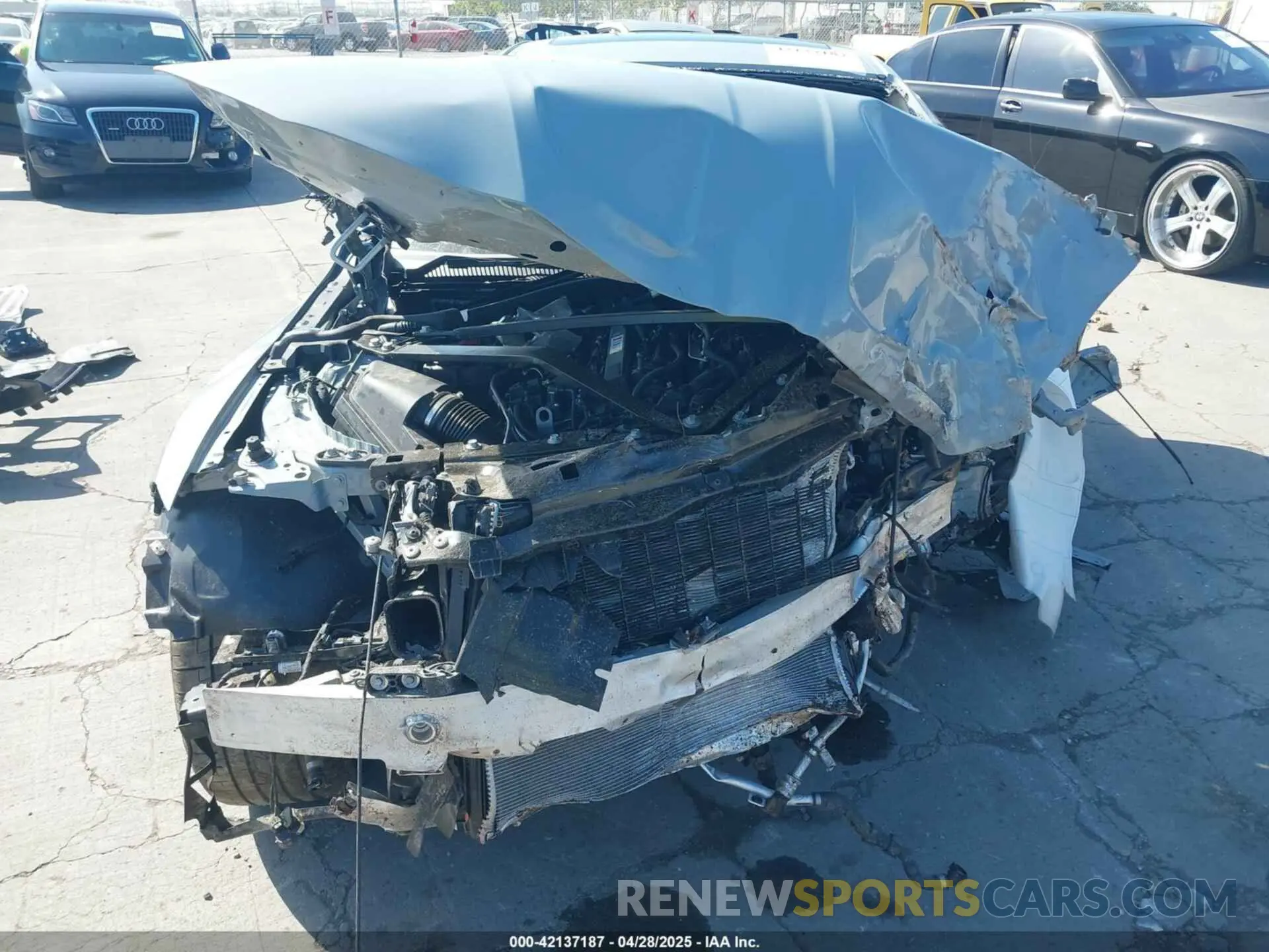 18 fotografías del automóvil dañado WBS33HK01SCU25530 BMW M4 2025