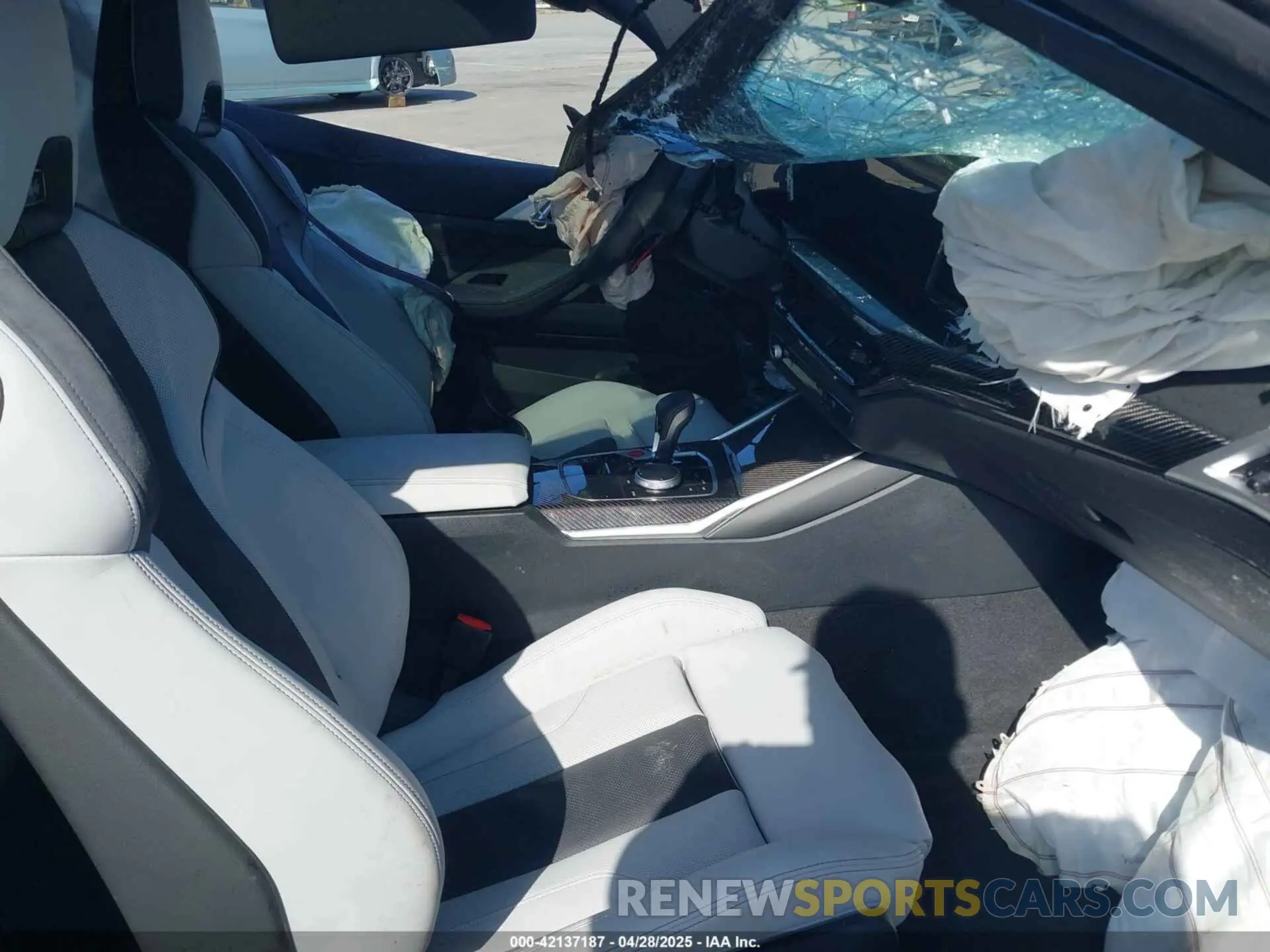 5 fotografías del automóvil dañado WBS33HK01SCU25530 BMW M4 2025