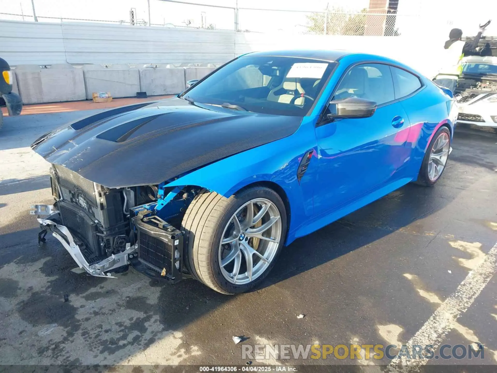 2 fotografías del automóvil dañado WBS33HK09SCS41954 BMW M4 2025