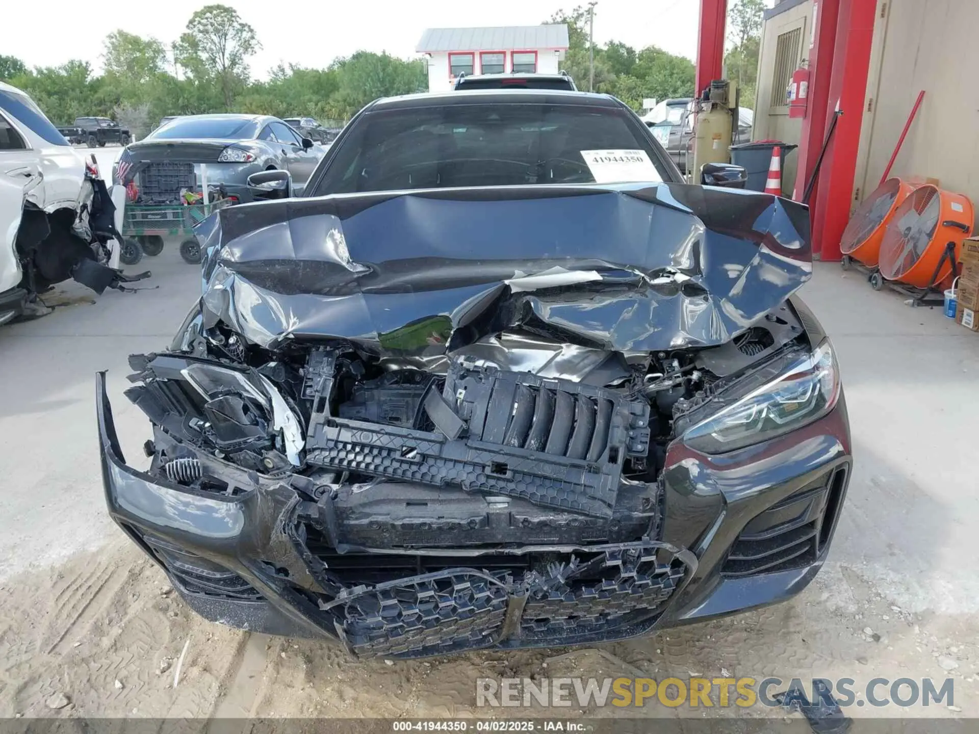 13 fotografías del automóvil dañado WBA13AR00MCF61520 BMW M440I 2021