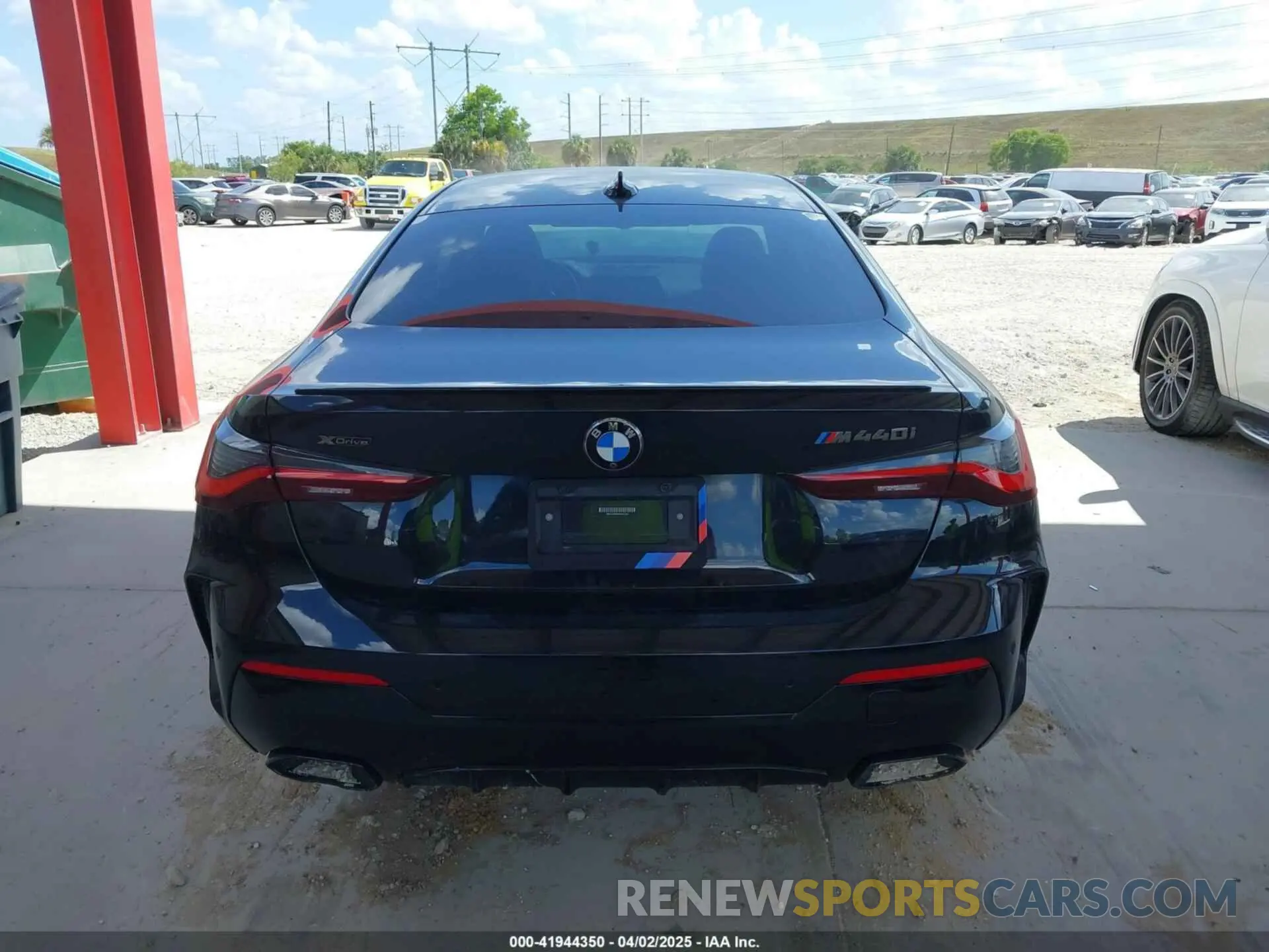 17 fotografías del automóvil dañado WBA13AR00MCF61520 BMW M440I 2021