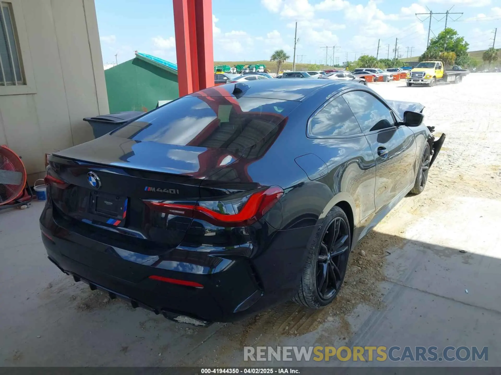 4 fotografías del automóvil dañado WBA13AR00MCF61520 BMW M440I 2021