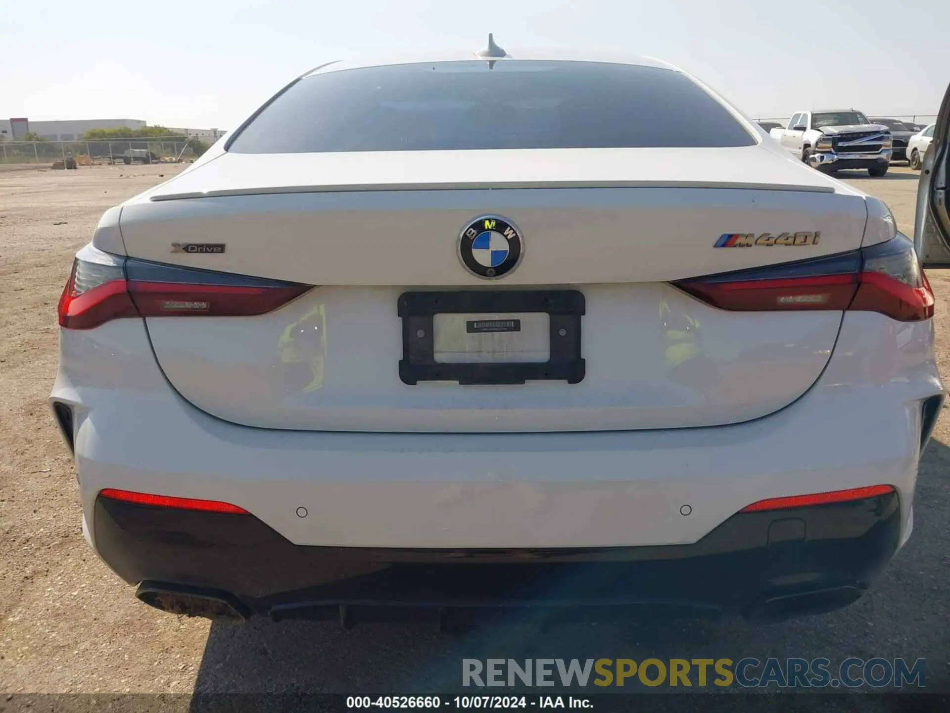 16 fotografías del automóvil dañado WBA13AR04MCG77030 BMW M440I 2021
