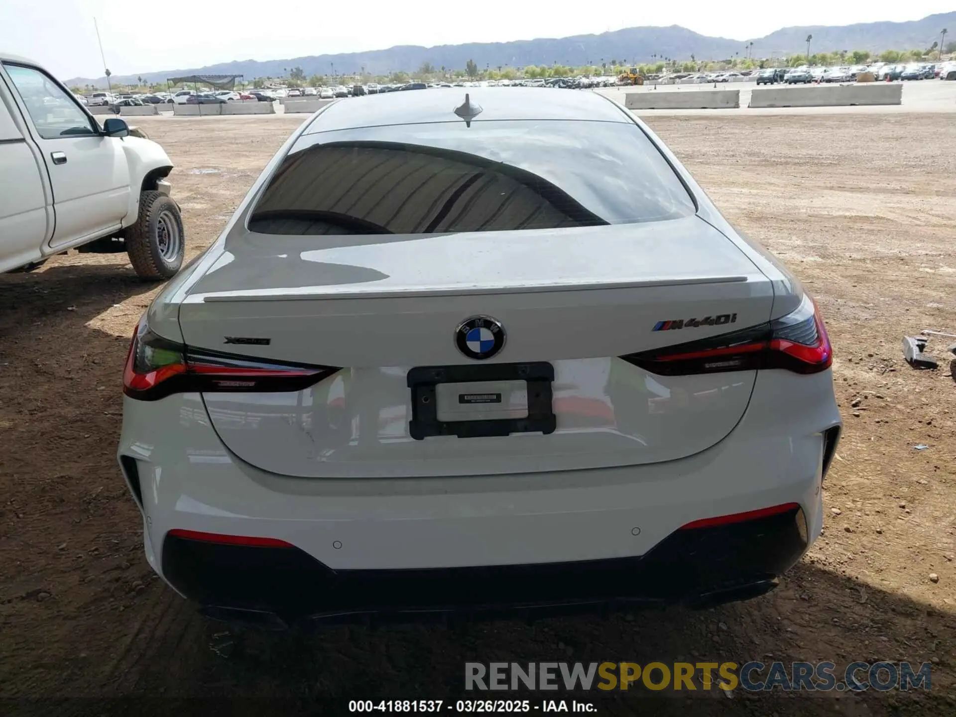 16 fotografías del automóvil dañado WBA13AR09MCF74685 BMW M440I 2021