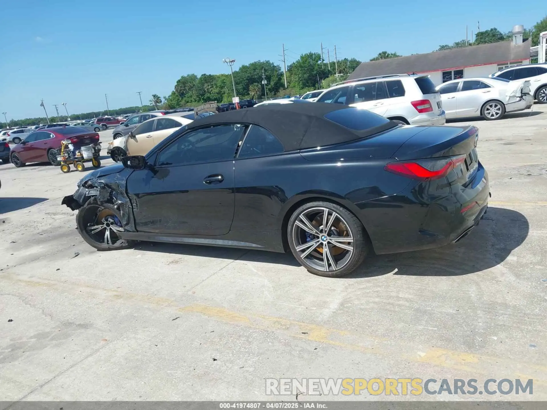 14 fotografías del automóvil dañado WBA53AT05MCH03452 BMW M440I 2021