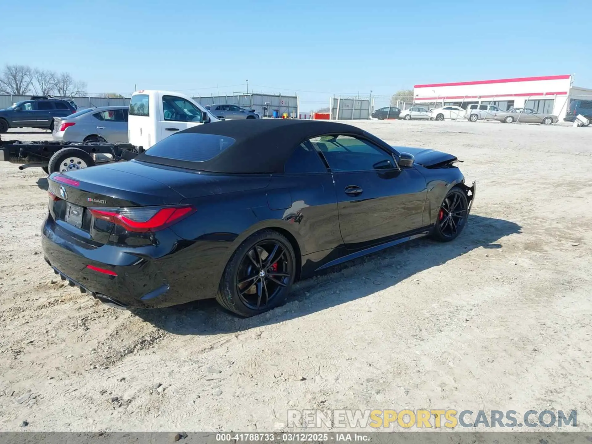 4 fotografías del automóvil dañado WBA53AT07MCH13853 BMW M440I 2021
