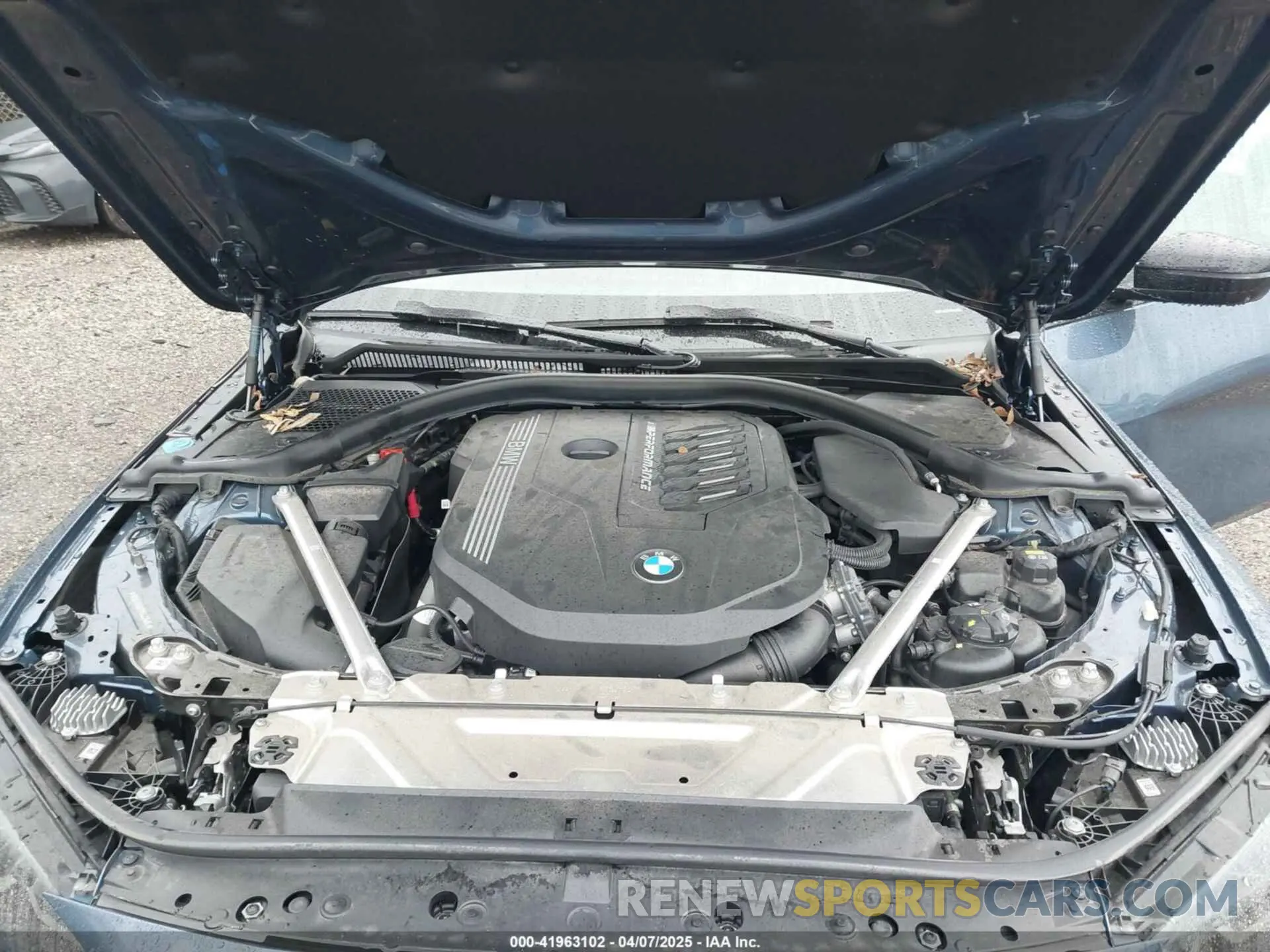 10 fotografías del automóvil dañado WBA13AR07PCL27599 BMW M440I 2023