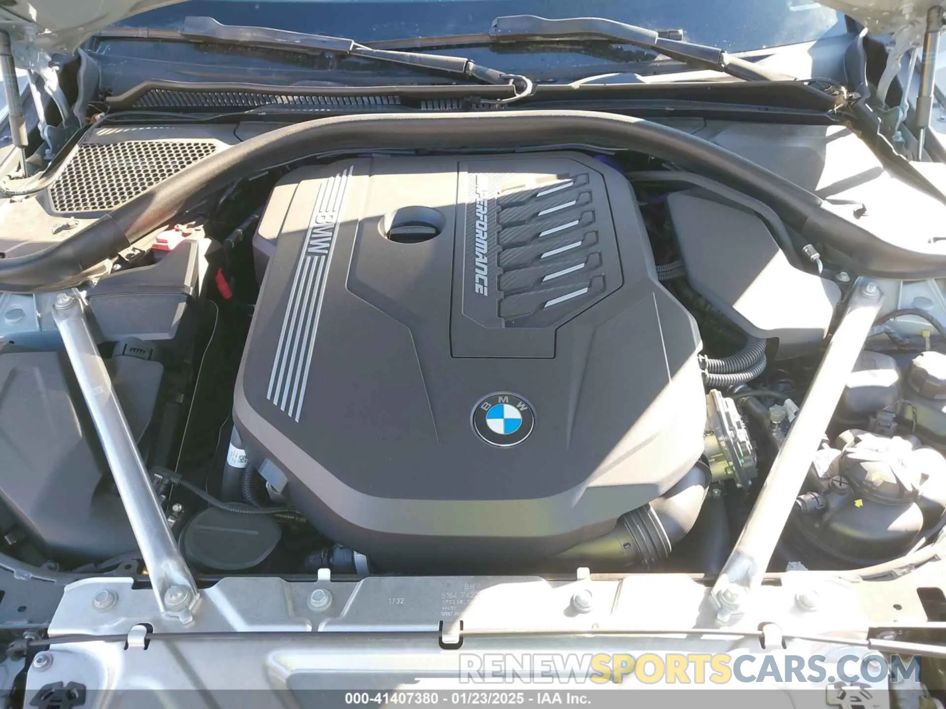 10 fotografías del automóvil dañado WBA83AP06PCL18166 BMW M440I 2023