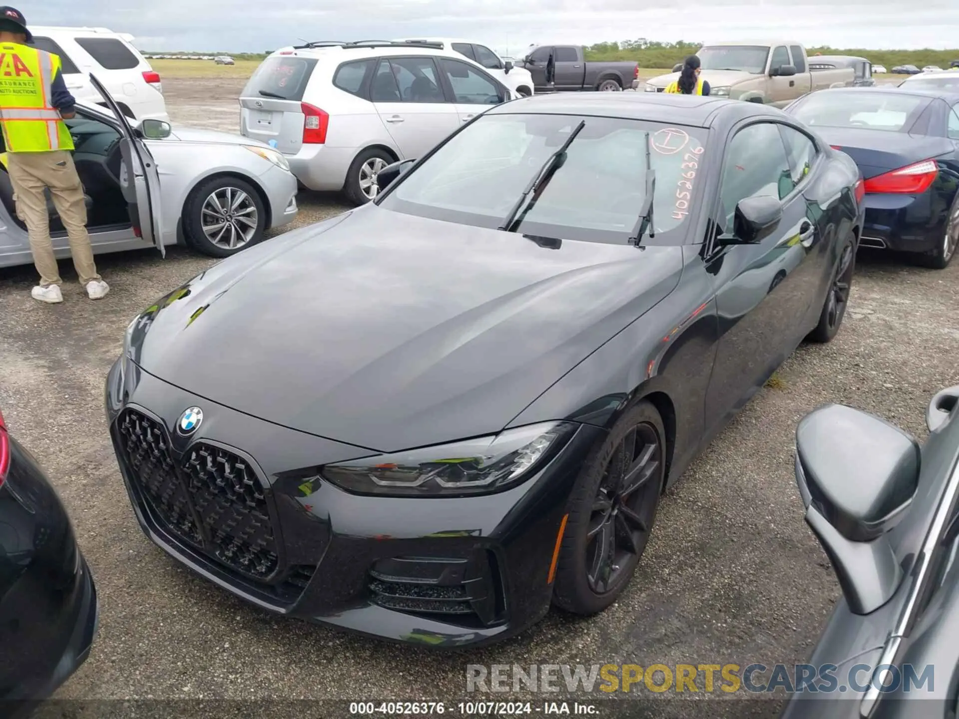 2 fotografías del automóvil dañado WBA83AP00RCS05400 BMW M440I 2024