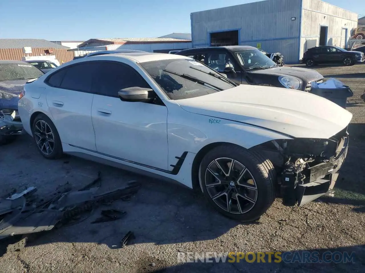4 fotografías del automóvil dañado WBA13AW02NFM05111 BMW M440XI GRA 2022