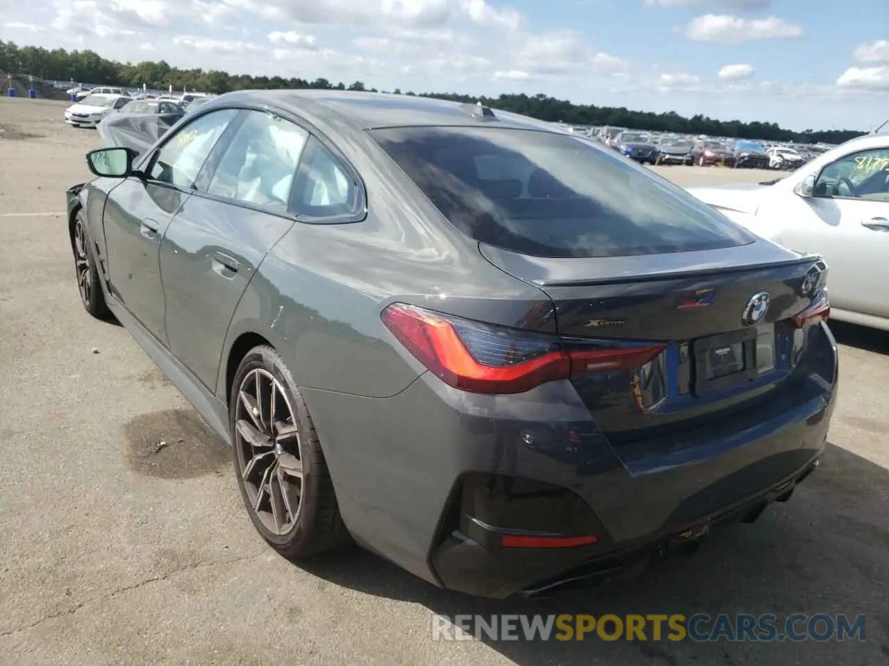 3 fotografías del automóvil dañado WBA13AW04NFM53662 BMW M440XI GRA 2022