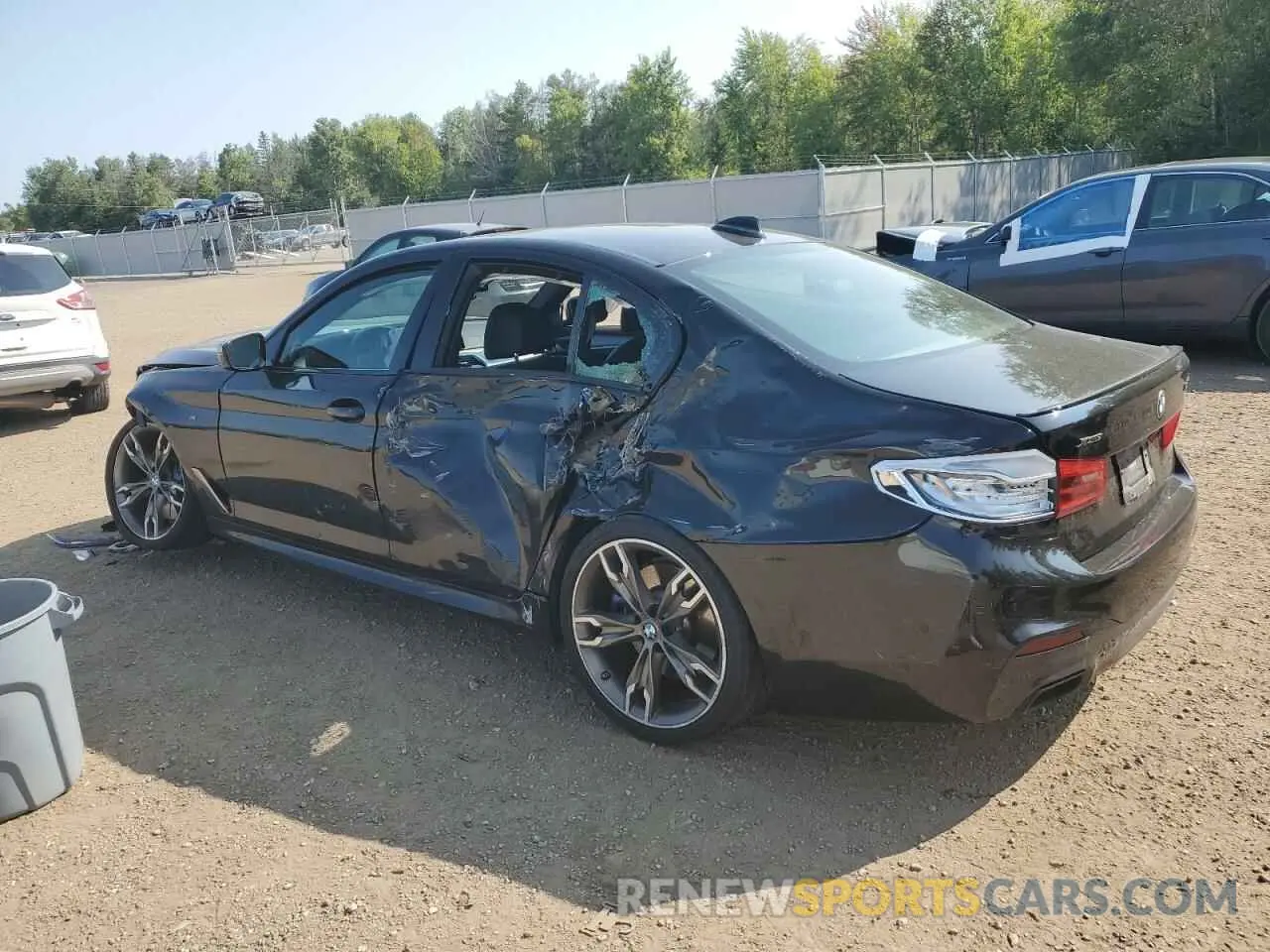 2 fotografías del automóvil dañado WBAJB9C52KB288361 BMW M5 2019