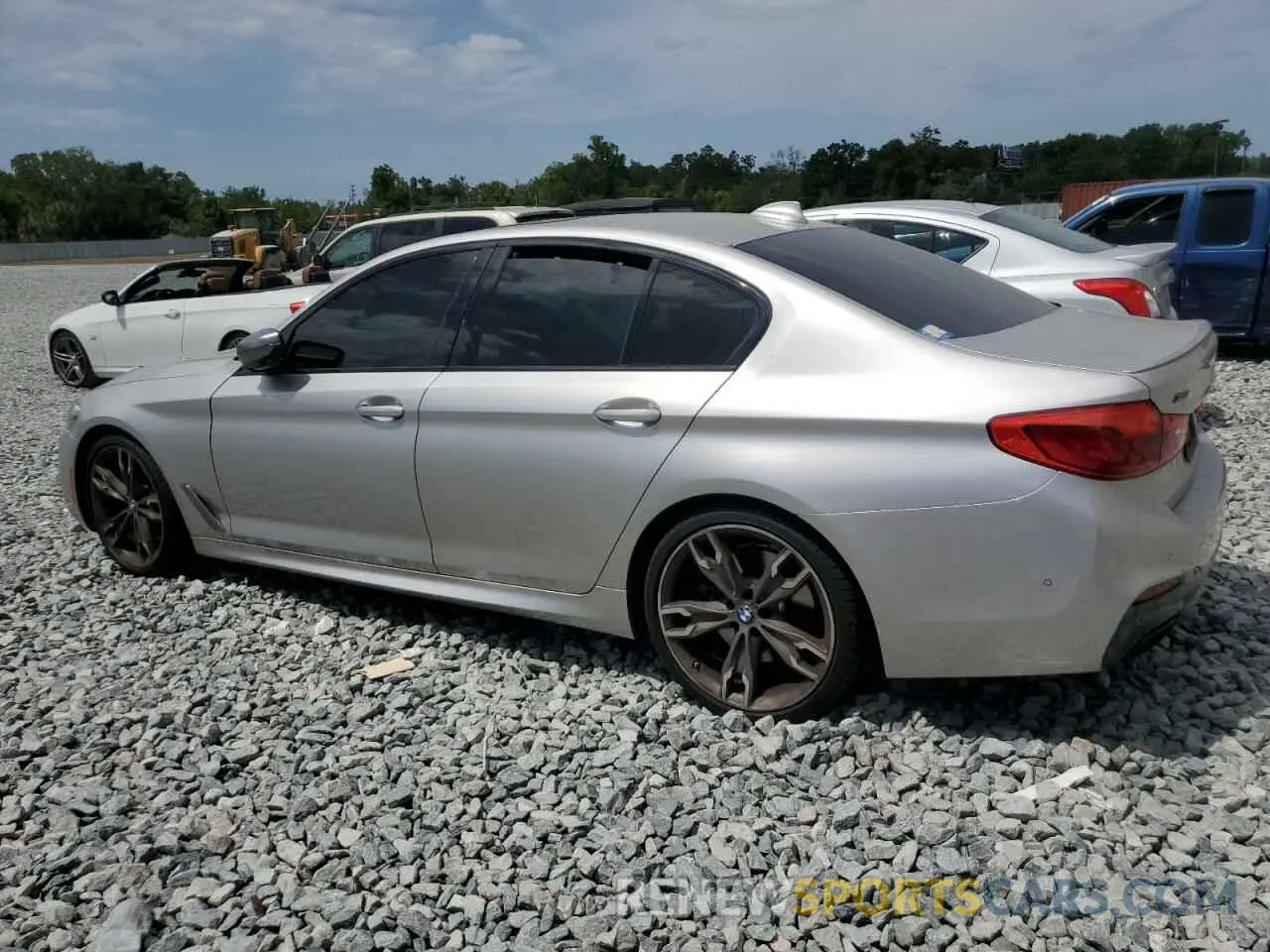 2 fotografías del automóvil dañado WBAJB9C53KB464902 BMW M5 2019