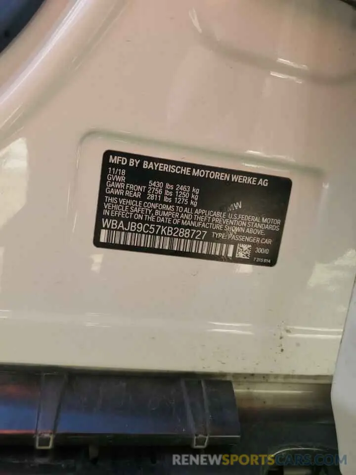 12 fotografías del automóvil dañado WBAJB9C57KB288727 BMW M5 2019