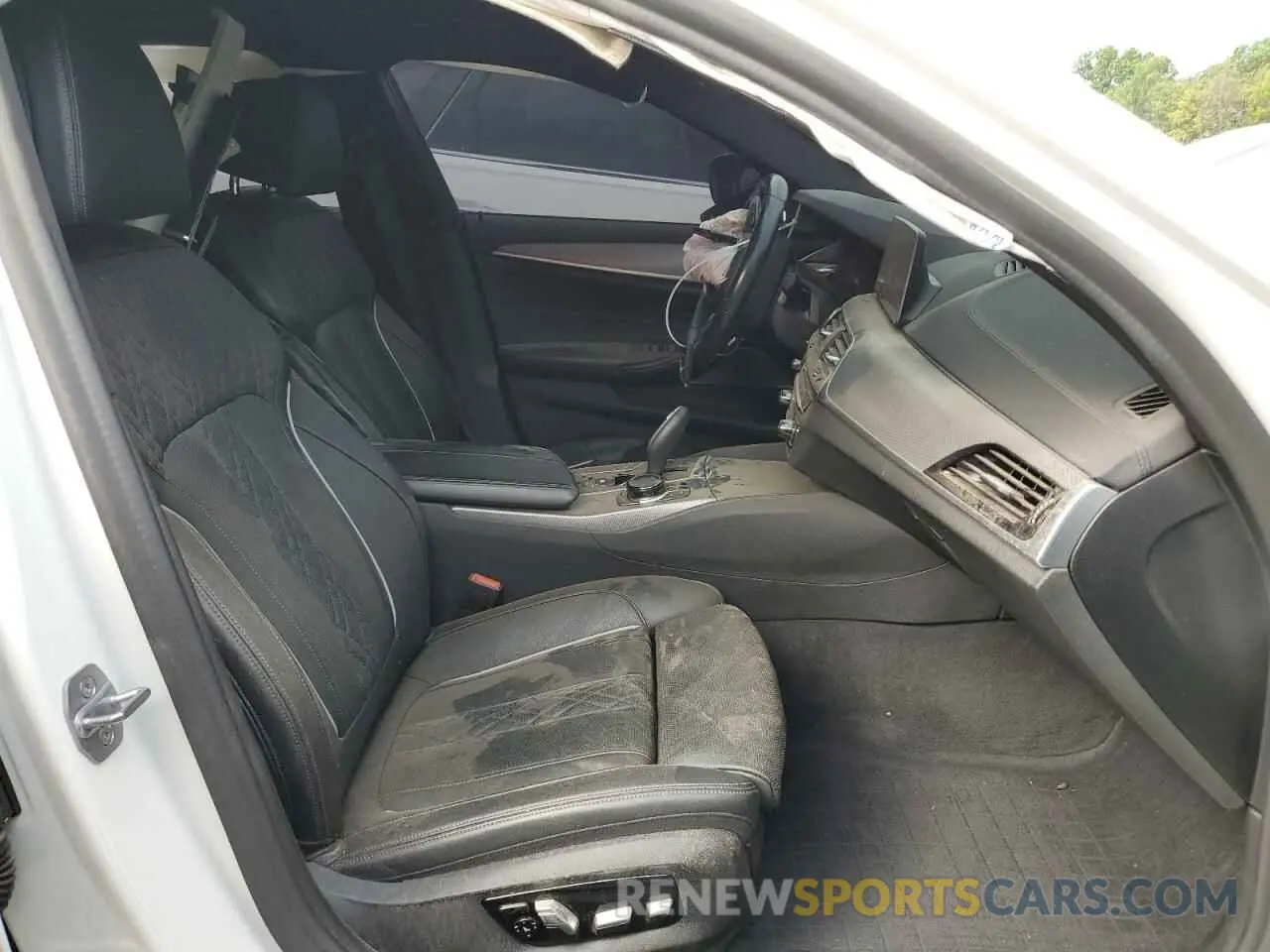5 fotografías del automóvil dañado WBAJB9C58KB288879 BMW M5 2019
