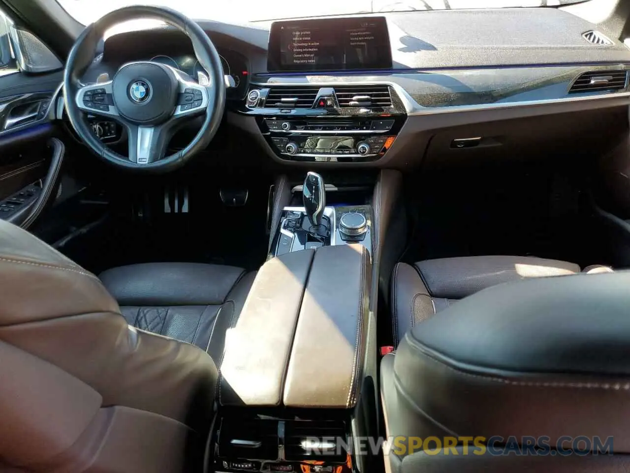 8 fotografías del automóvil dañado WBAJB9C59KB288518 BMW M5 2019
