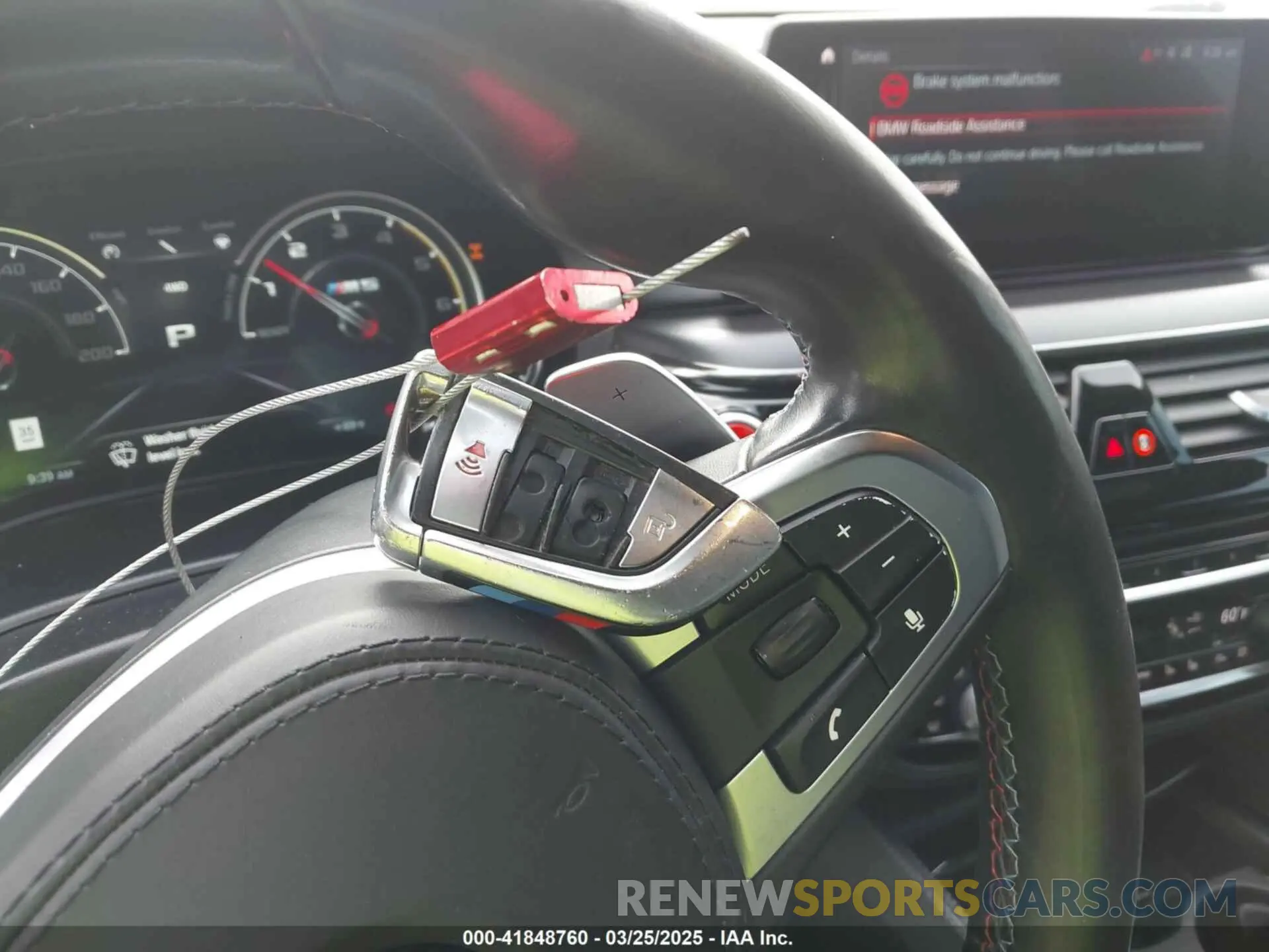 11 fotografías del automóvil dañado WBSJF0C51KB447804 BMW M5 2019