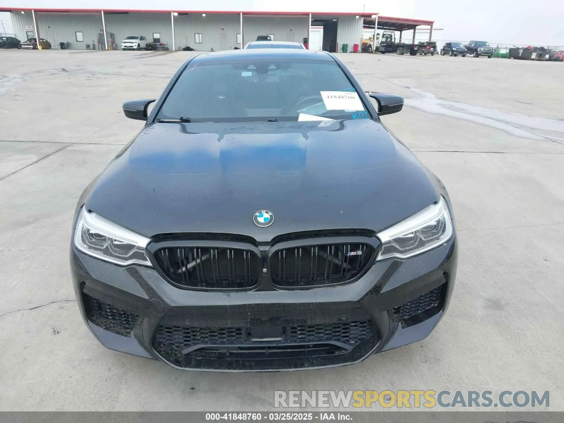 12 fotografías del automóvil dañado WBSJF0C51KB447804 BMW M5 2019