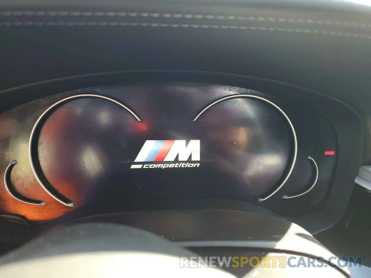 8 fotografías del automóvil dañado WBSJF0C52KB448119 BMW M5 2019