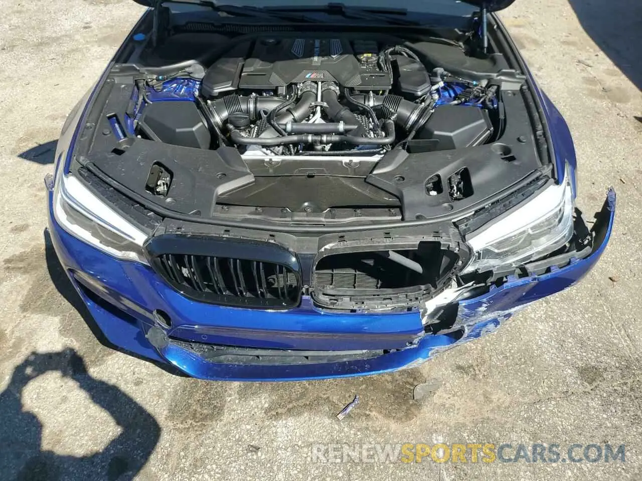 11 fotografías del automóvil dañado WBSJF0C55KB284512 BMW M5 2019