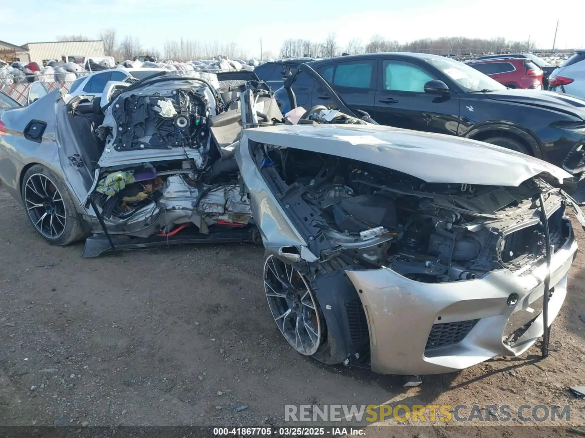 1 fotografías del automóvil dañado WBSJF0C58KB285959 BMW M5 2019