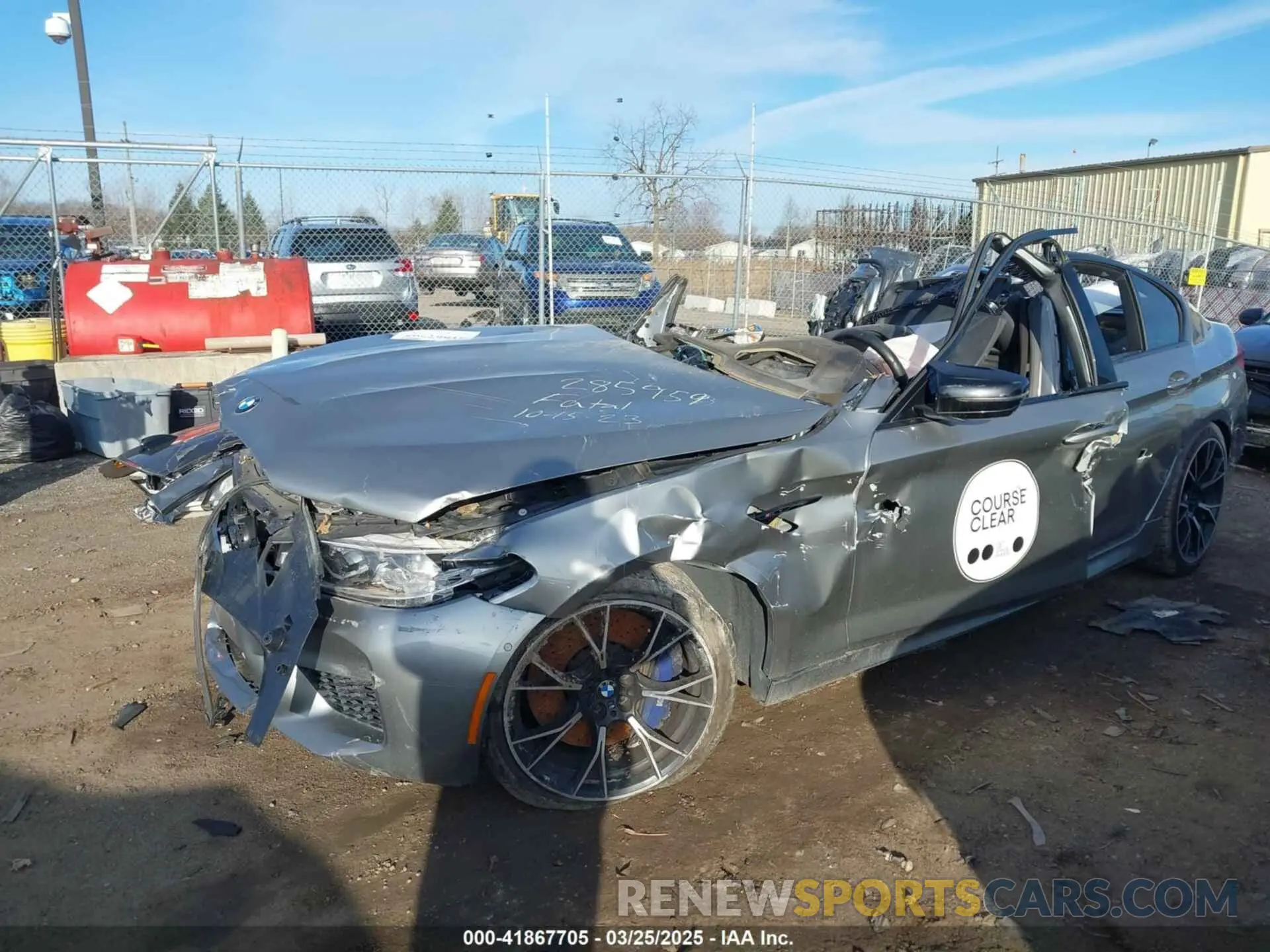 2 fotografías del automóvil dañado WBSJF0C58KB285959 BMW M5 2019
