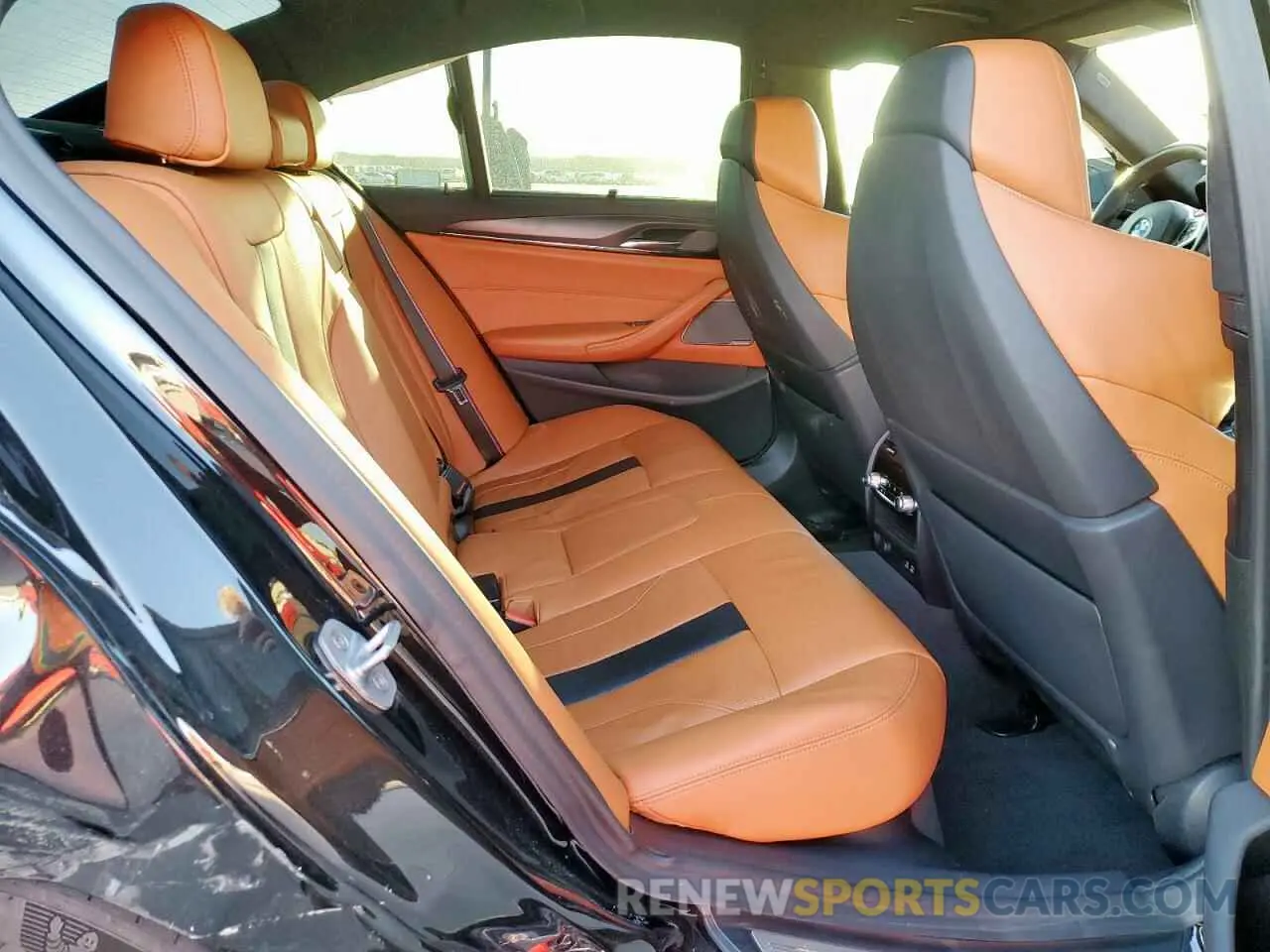 10 fotografías del automóvil dañado WBSJF0C00LCD24854 BMW M5 2020