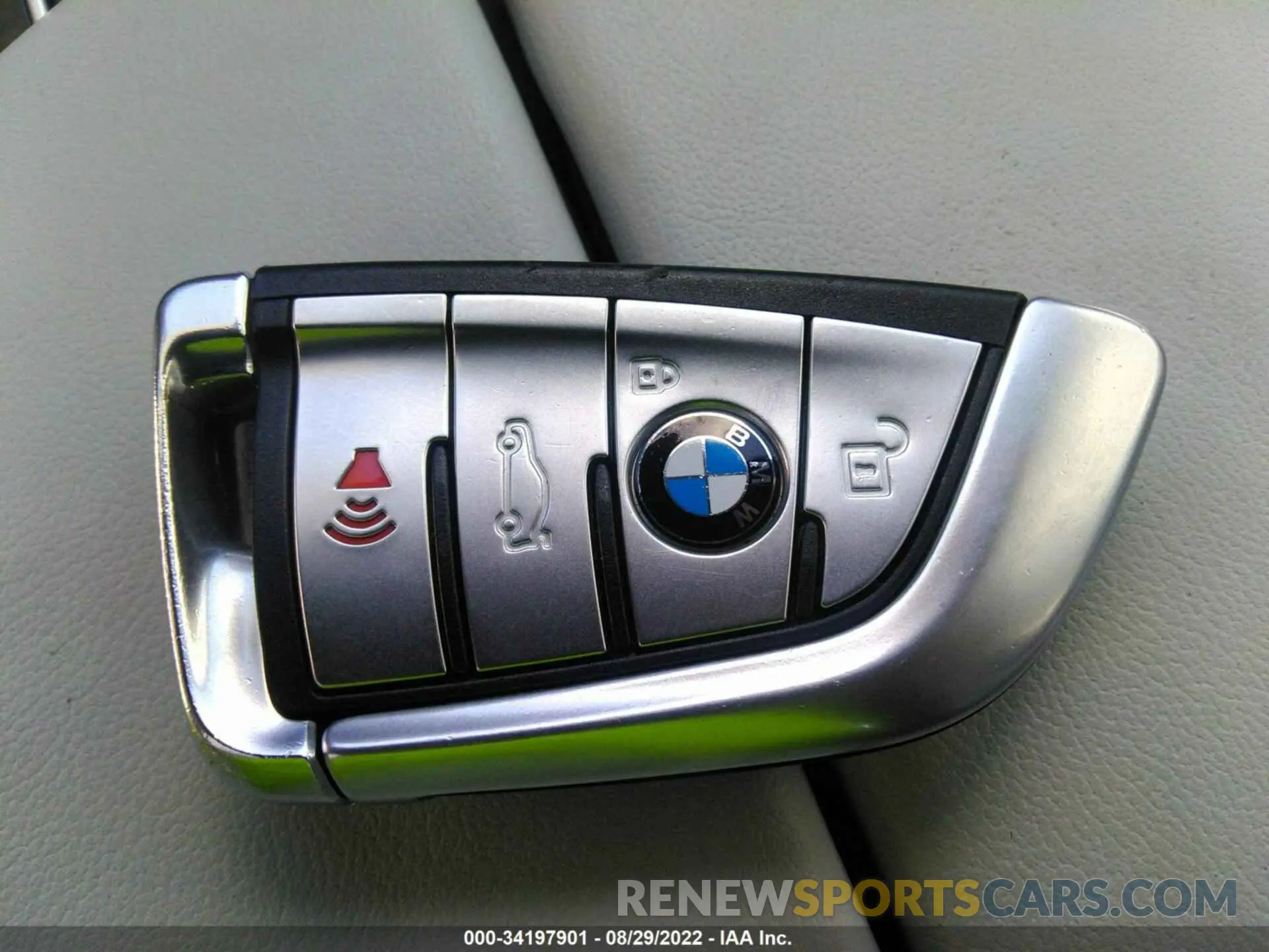11 fotografías del automóvil dañado WBSJF0C01LCD61069 BMW M5 2020