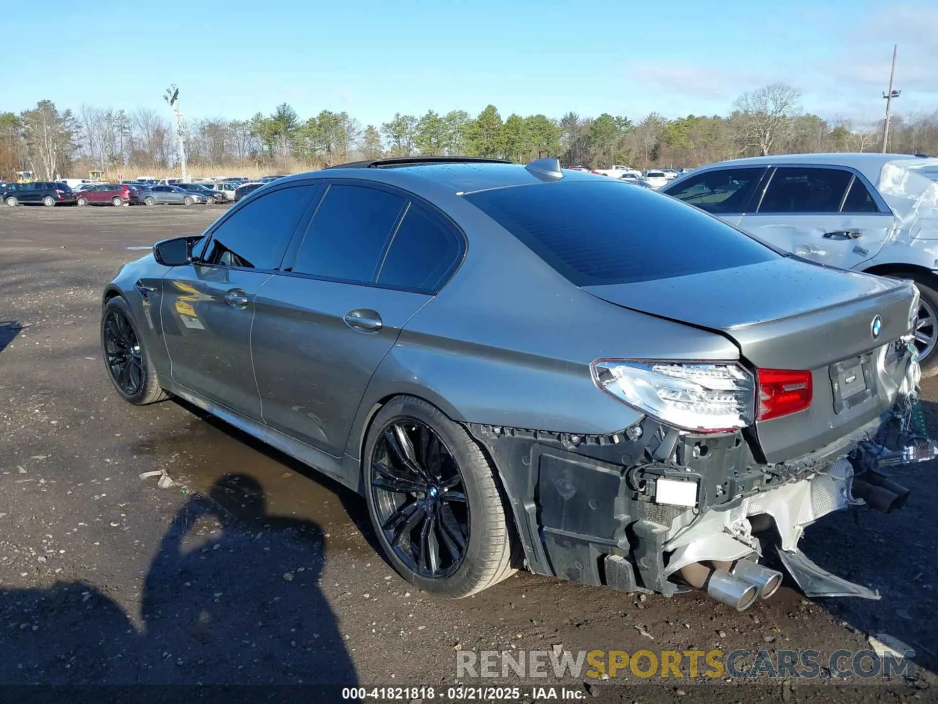 14 fotografías del automóvil dañado WBSJF0C03LCD70114 BMW M5 2020