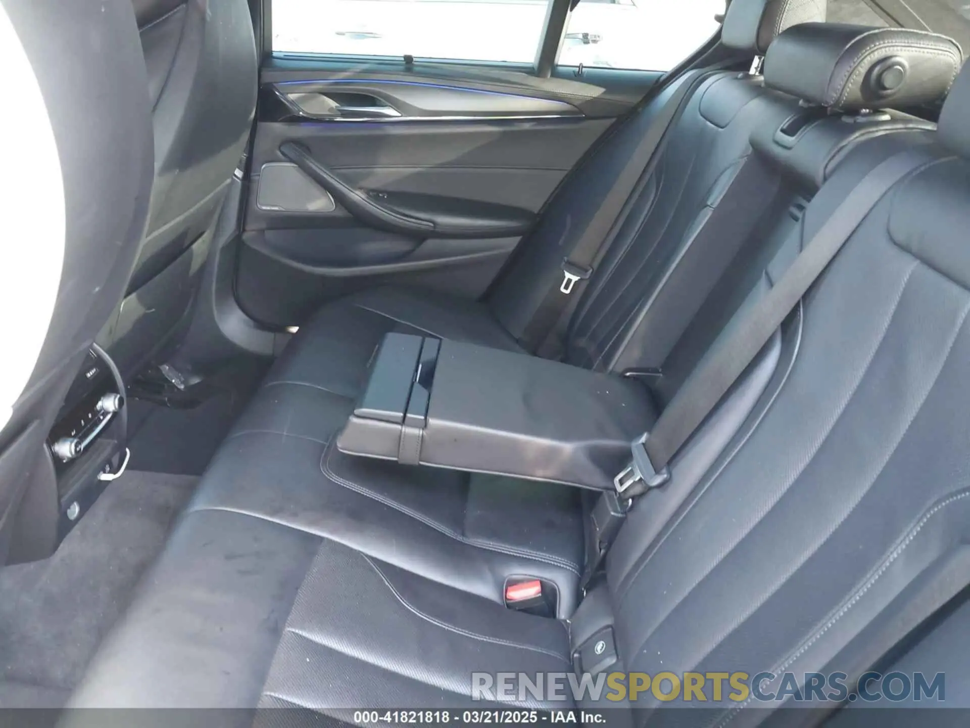 8 fotografías del automóvil dañado WBSJF0C03LCD70114 BMW M5 2020