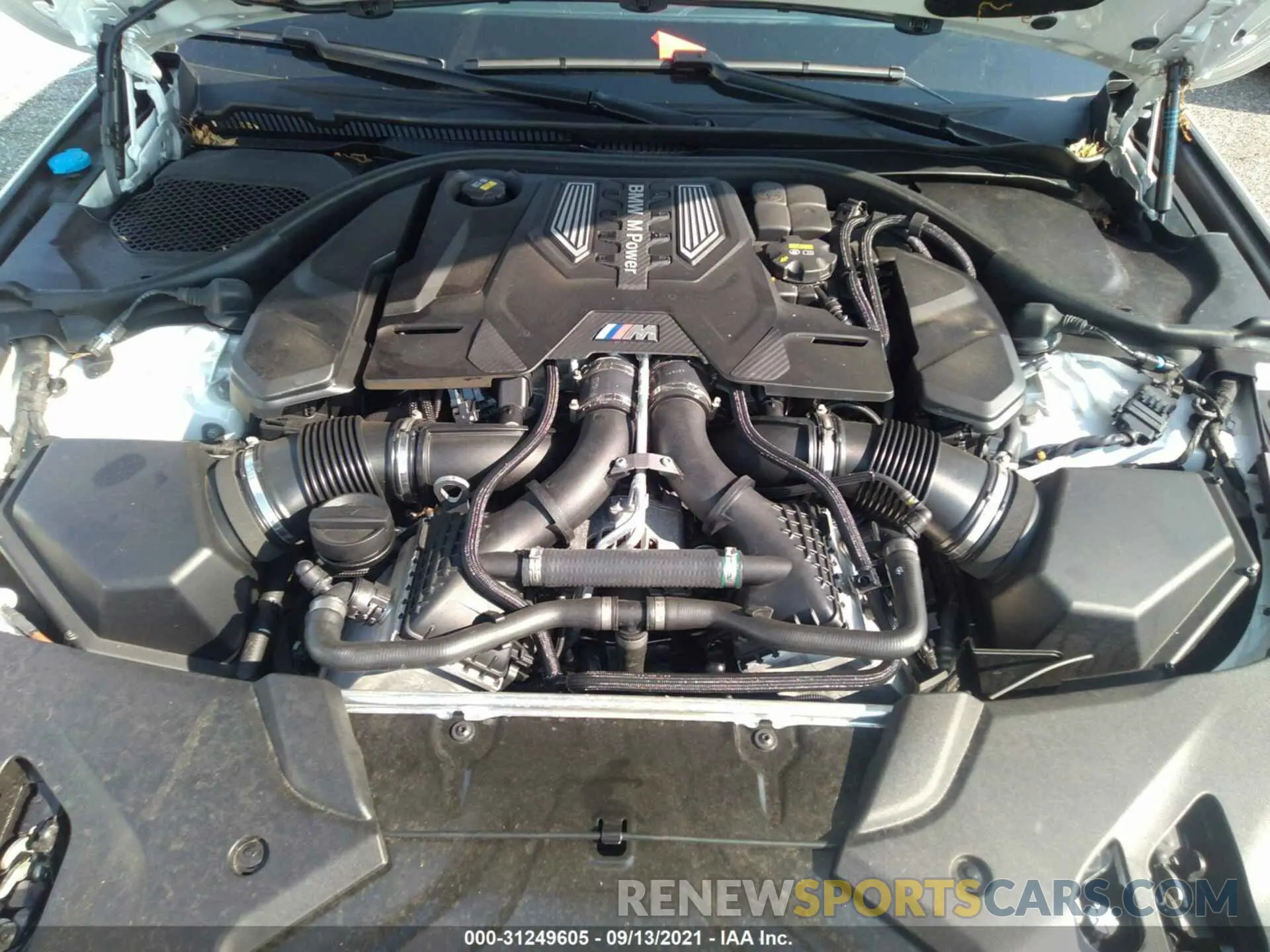 10 fotografías del automóvil dañado WBSJF0C07LCE31772 BMW M5 2020