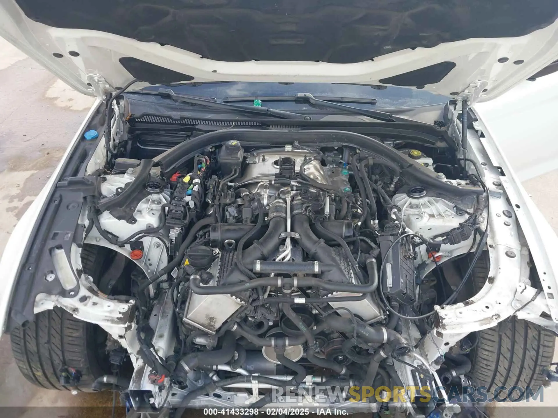 10 fotografías del automóvil dañado WBSJF0C08LB448907 BMW M5 2020
