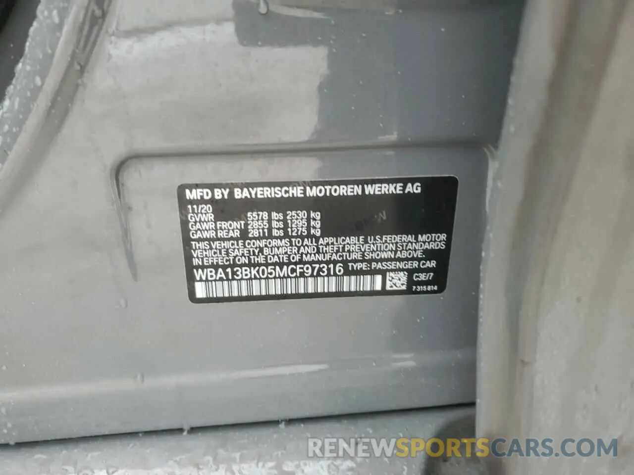 13 fotografías del automóvil dañado WBA13BK05MCF97316 BMW M5 2021