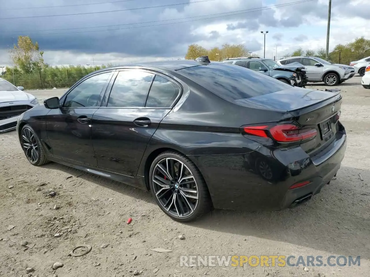2 fotografías del automóvil dañado WBA13BK06MCF80945 BMW M5 2021