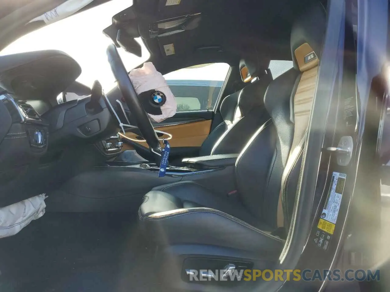 7 fotografías del automóvil dañado WBS83CH07MCG08954 BMW M5 2021
