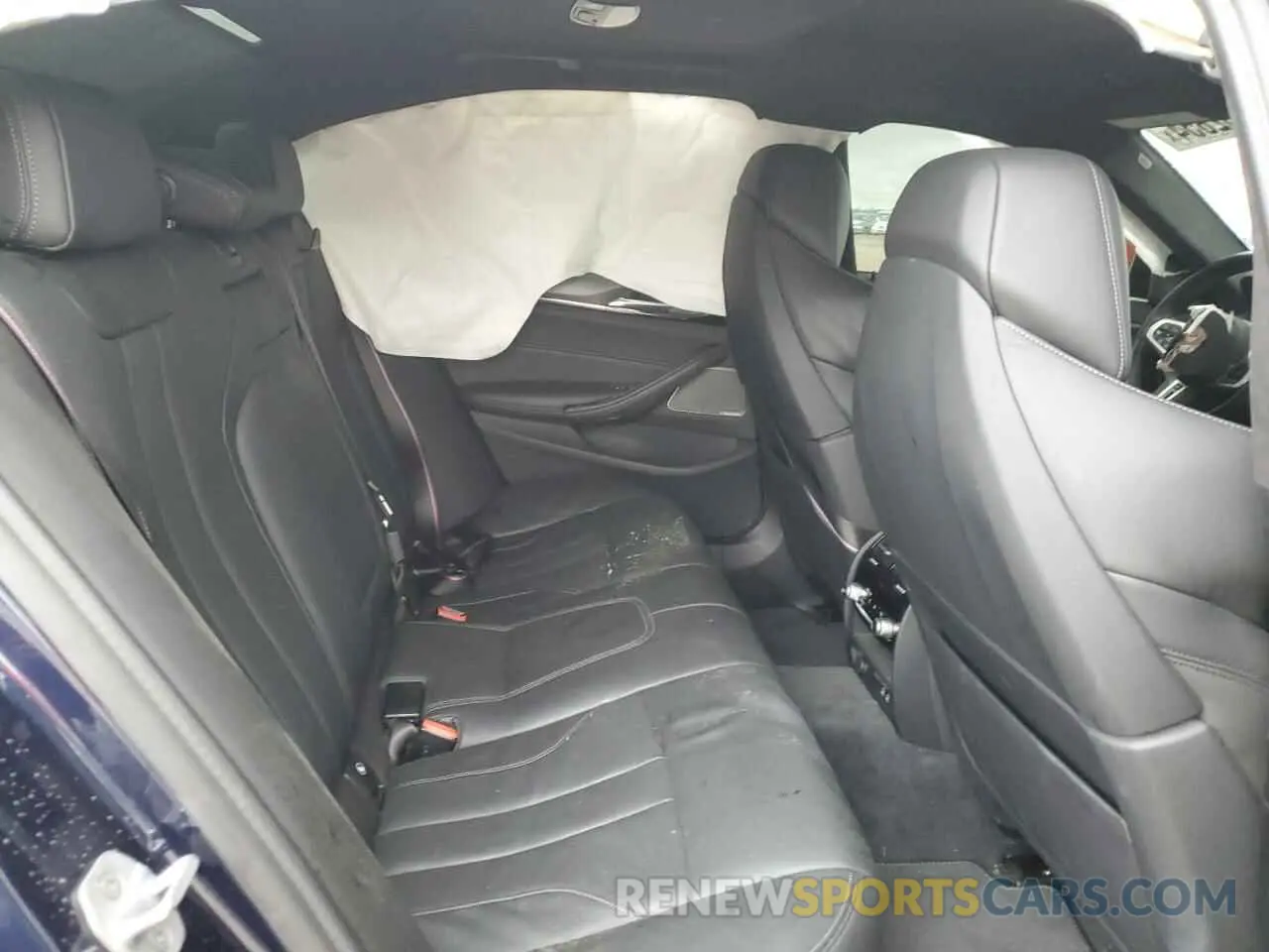 10 fotografías del automóvil dañado WBS83CH08MCF62017 BMW M5 2021