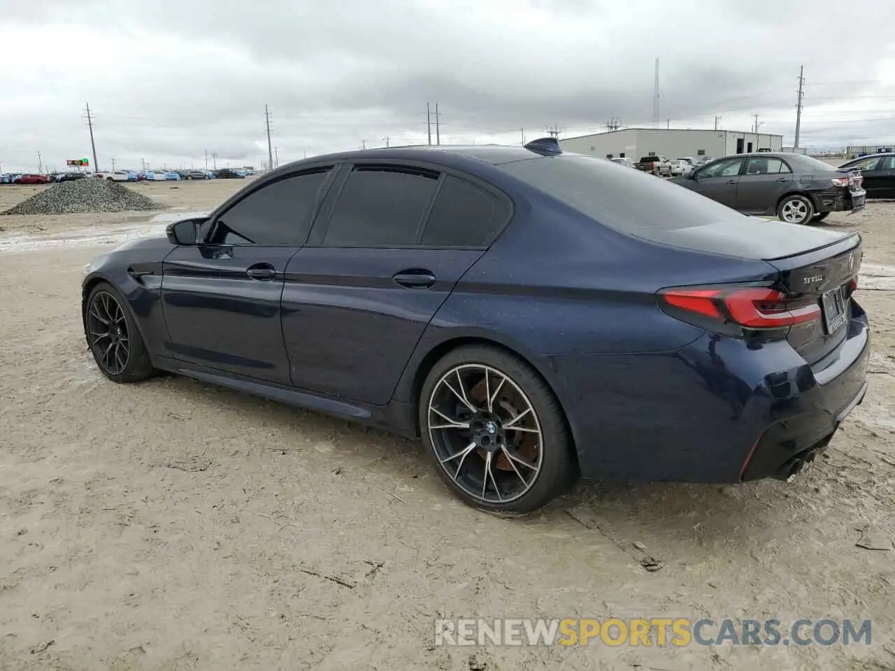 2 fotografías del automóvil dañado WBS83CH08MCF62017 BMW M5 2021