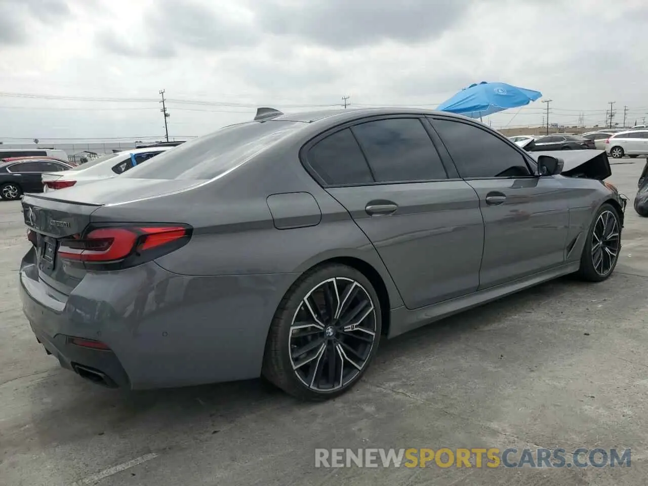 3 fotografías del automóvil dañado WBA13BK08NCJ34424 BMW M5 2022