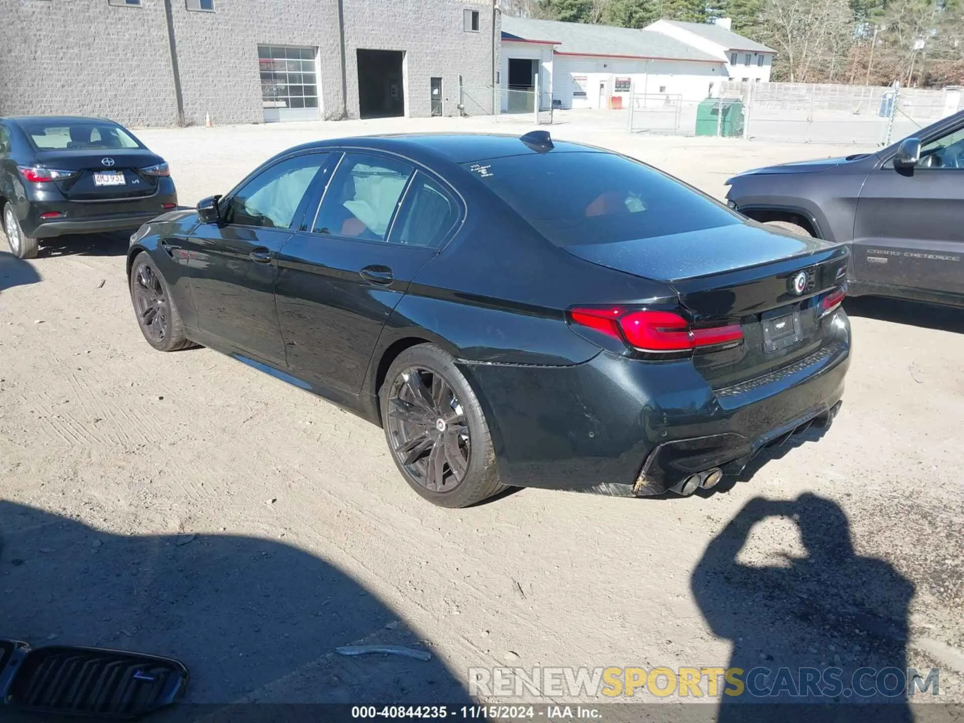 3 fotografías del automóvil dañado WBS83CH01NCK58820 BMW M5 2022