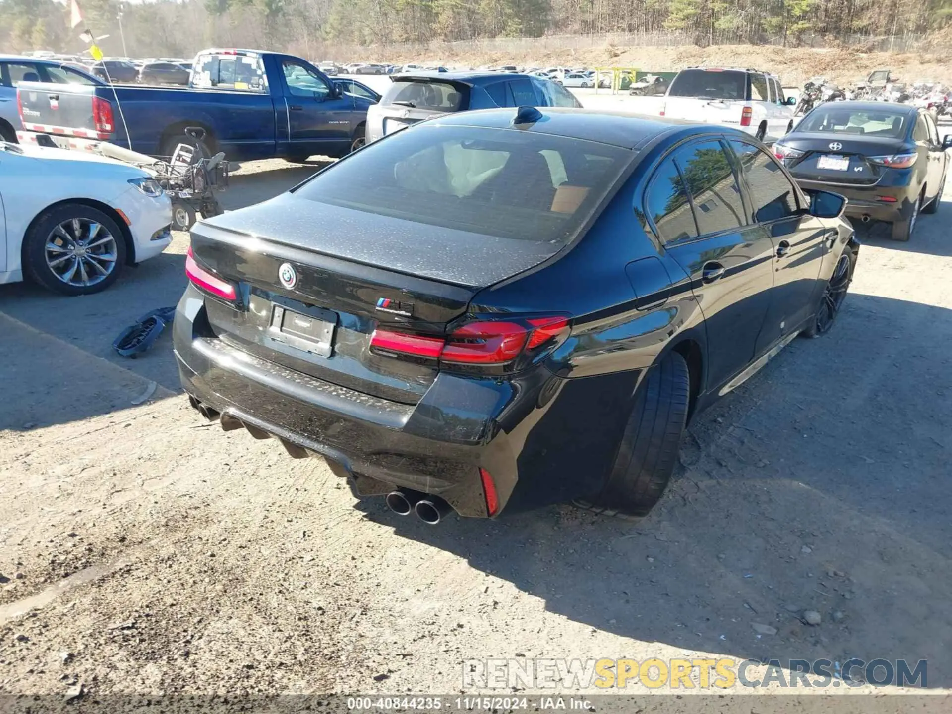 4 fotografías del automóvil dañado WBS83CH01NCK58820 BMW M5 2022