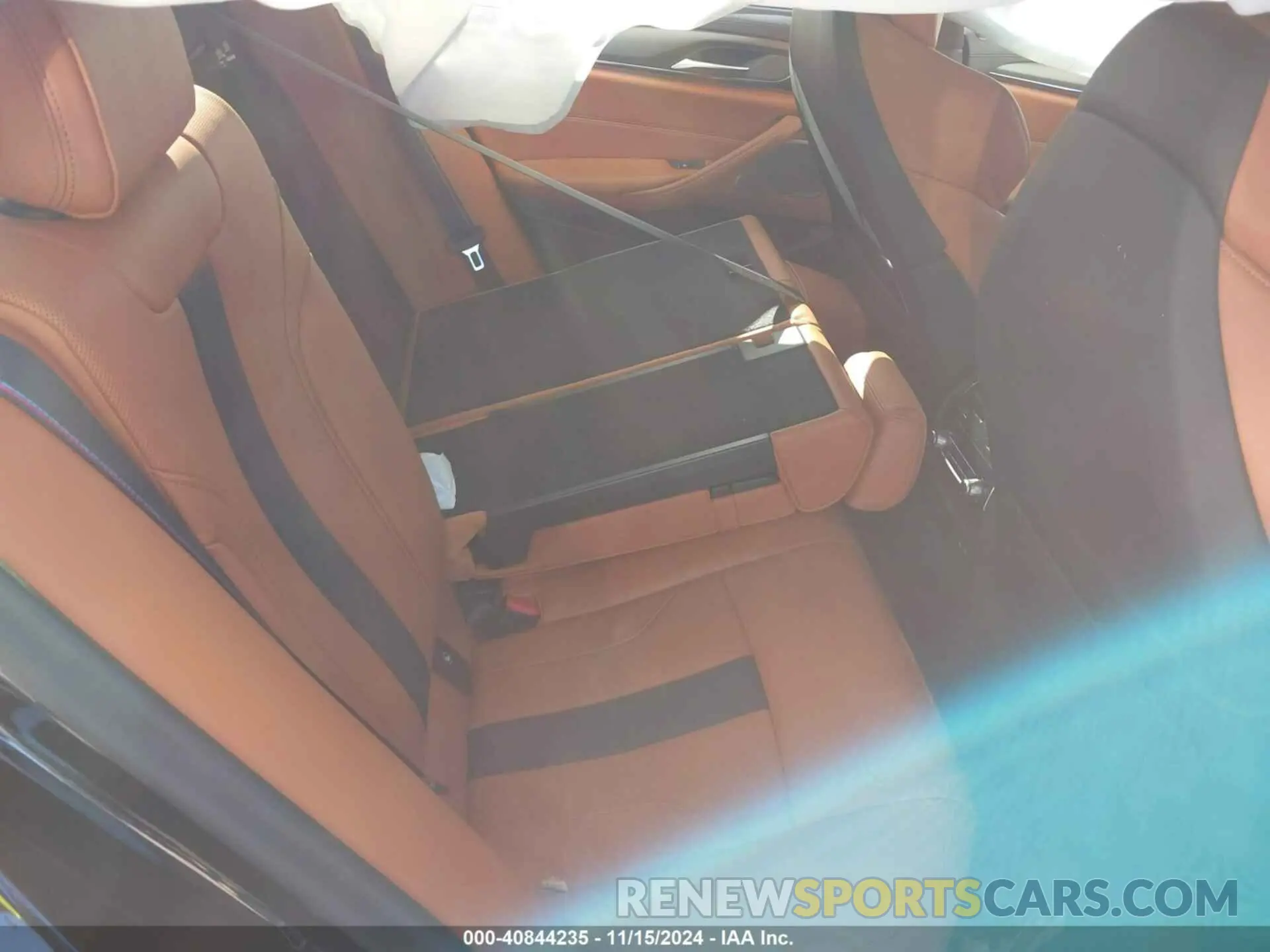 8 fotografías del automóvil dañado WBS83CH01NCK58820 BMW M5 2022