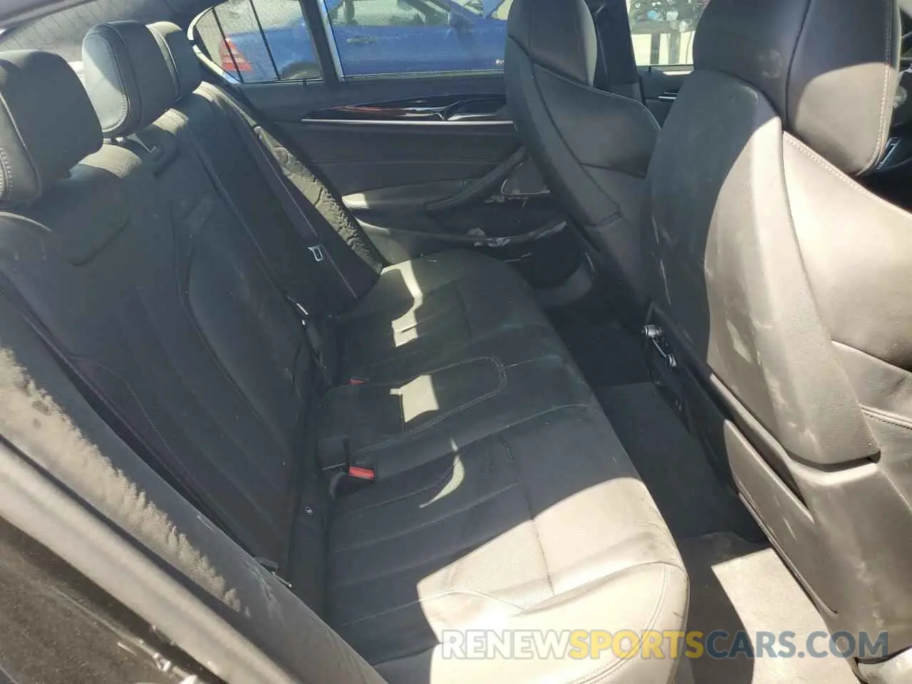 10 fotografías del automóvil dañado WBS83CH05NCK23035 BMW M5 2022
