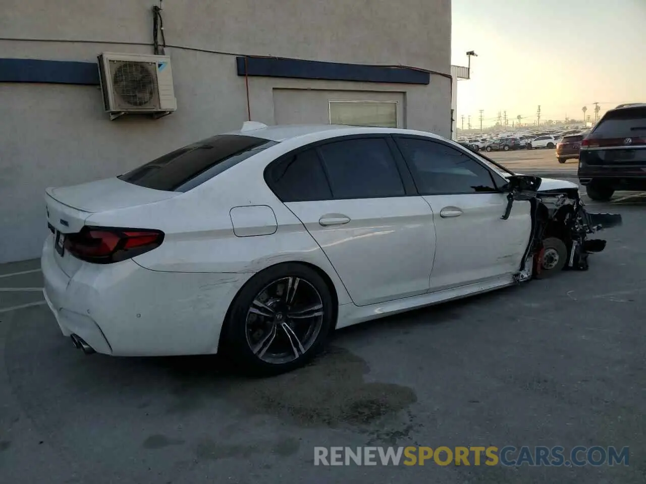 3 fotografías del automóvil dañado WBS83CH07NCK07614 BMW M5 2022